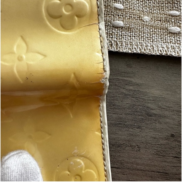 Louis Vuitton monogram vernis sarah wallet converted into crossbody - Picture 10 of 16